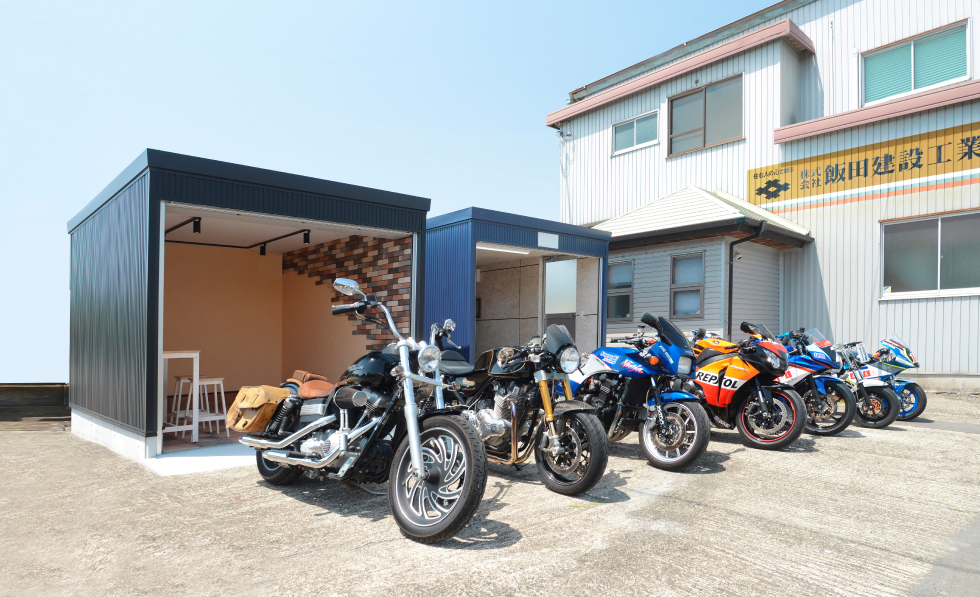 バイクガレージ「MINI BASE」